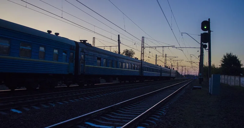 Le train de nuit, la vraie bonne idée — à condition de savoir le réserver