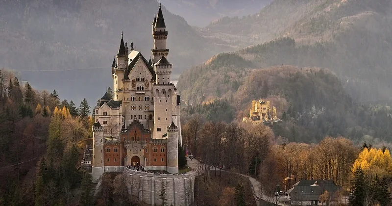 Dormir dans un château médiéval : à quoi s'attendre réellement